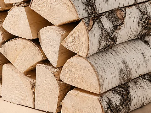 Берёзовые дрова естественной сушки — фактура распила